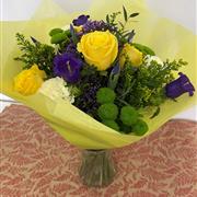 Spring handtie in Vase